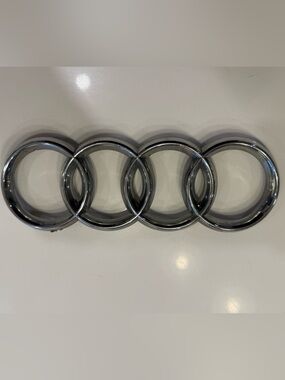 OEM Audi A3 8P Chrome 4 Ring Emblem Grille Badge 2007